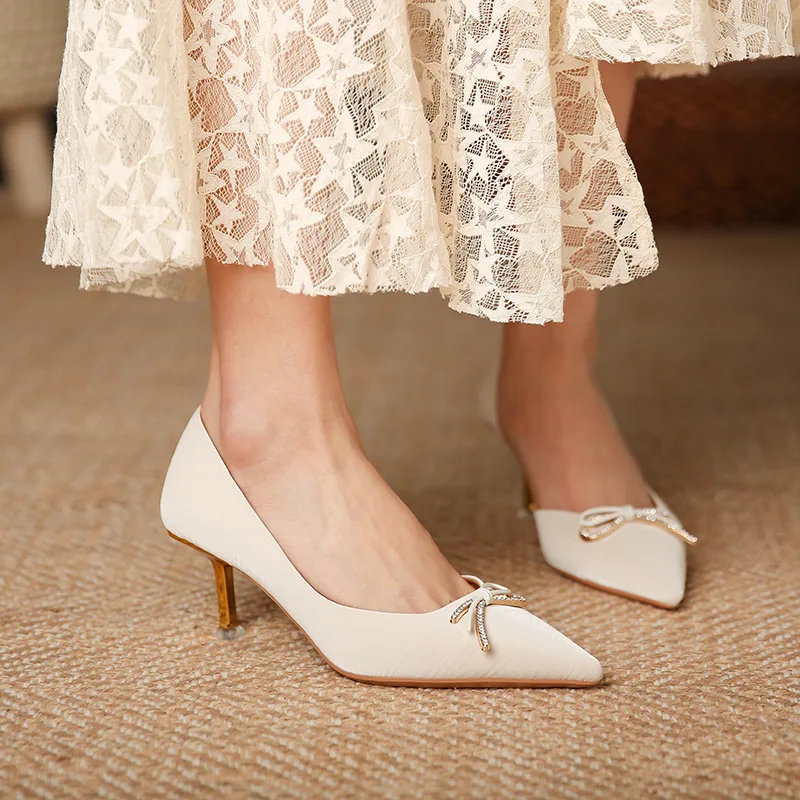 ladies pointed heels