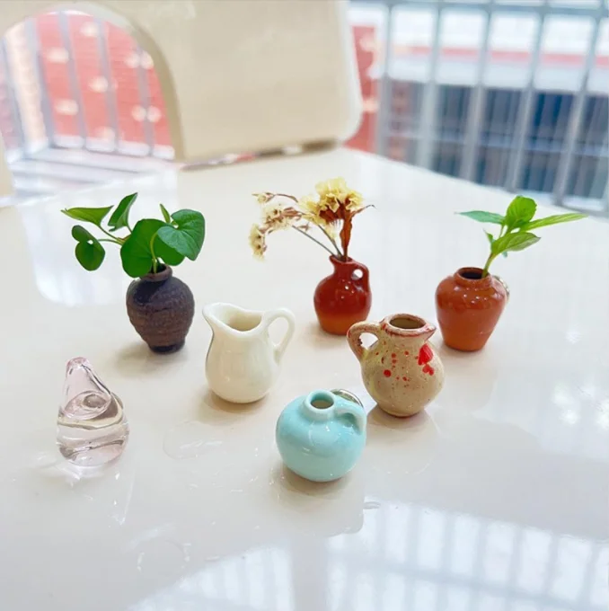 Mini Ceramic Vase Magnet Tiny Finger Flower Pot Dollhouse Micro Miniature Refrigerator Decor