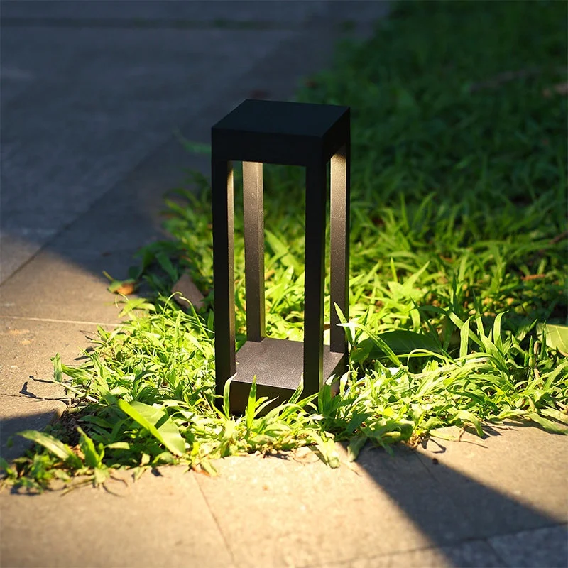 Lampu Halaman LED Aluminium dengan Tingkat Ketahanan Air IP54 untuk Penerangan Lanskap Luar Ruangan di Taman, Perumahan, dan Halaman