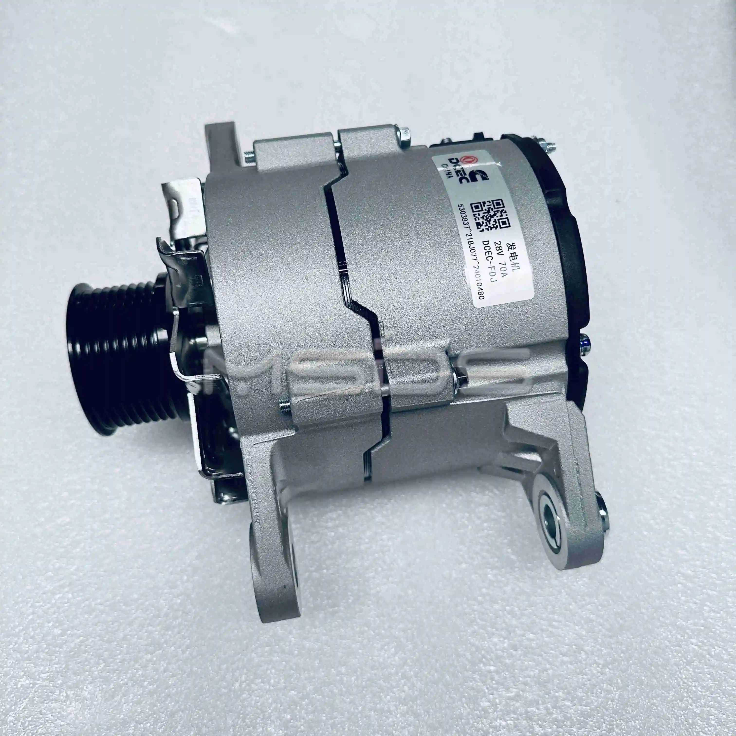 エンダマン QSB6.7 Cummins Engine Parts - High Performance Alternator