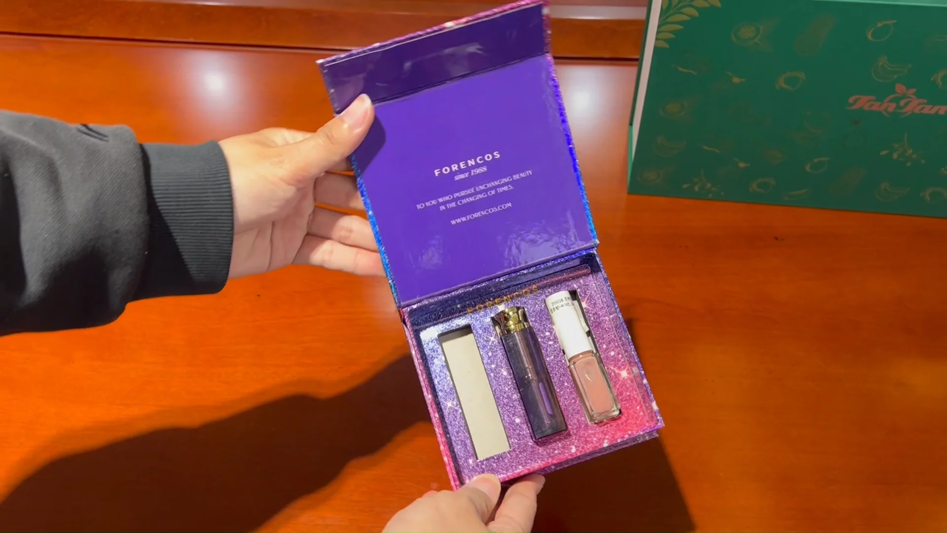 Luxury Private Label Cosmetic Lipstick Rigid Box Custom Lip Gloss Pink