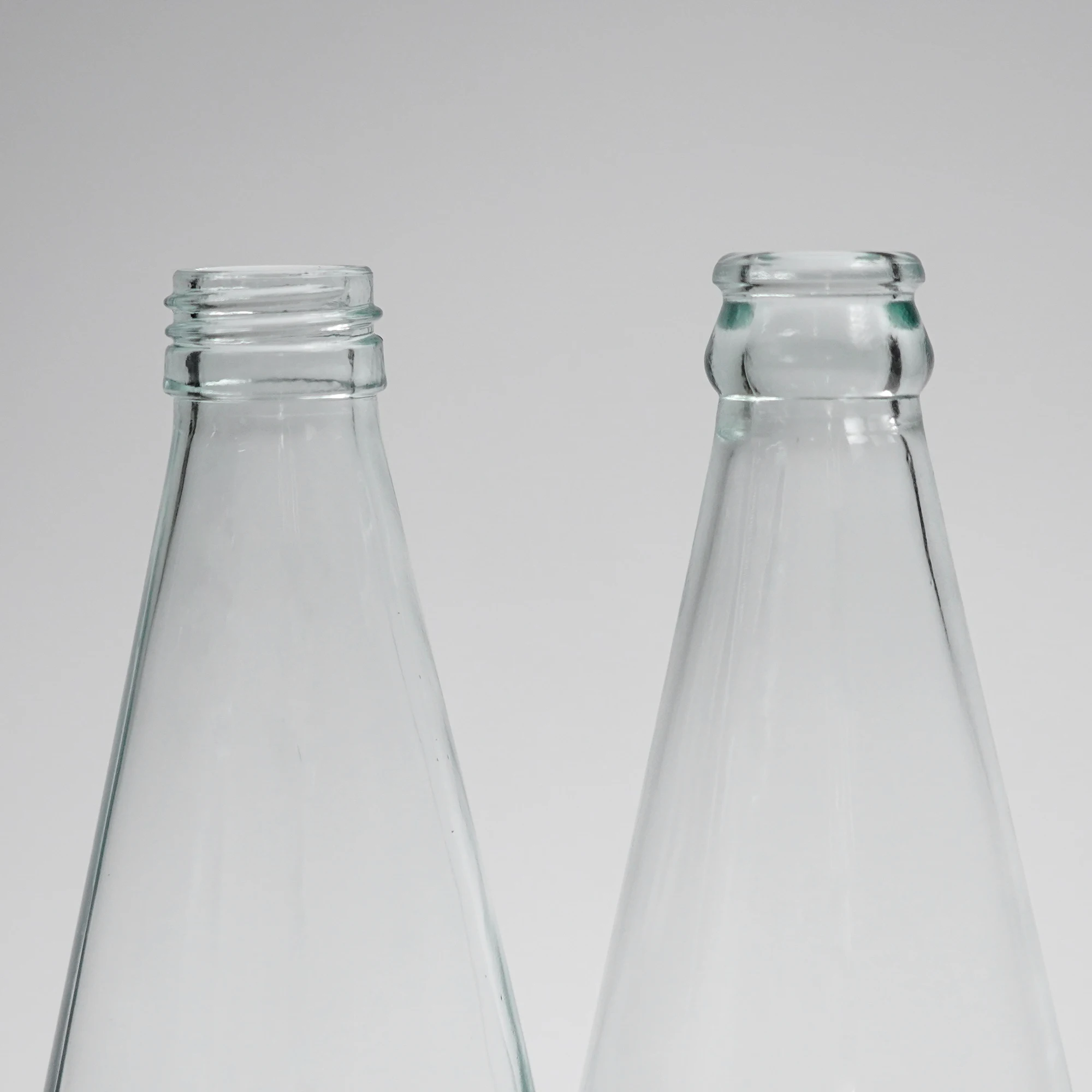 Factory Producing 290ml clear Glass Bottle Basil Seed Juice Drink High Quality Beverage Bottle