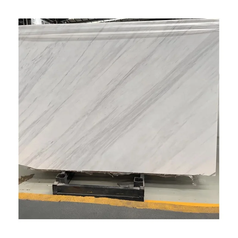 Tiżja tal-Marmur Bajd Aristone ta’ kwalità tajba, immaġinata b’mod perfett, b’vejni griżi għall-idejn u għall-art interni, tajl tal-marmur bajd għall-baġnu