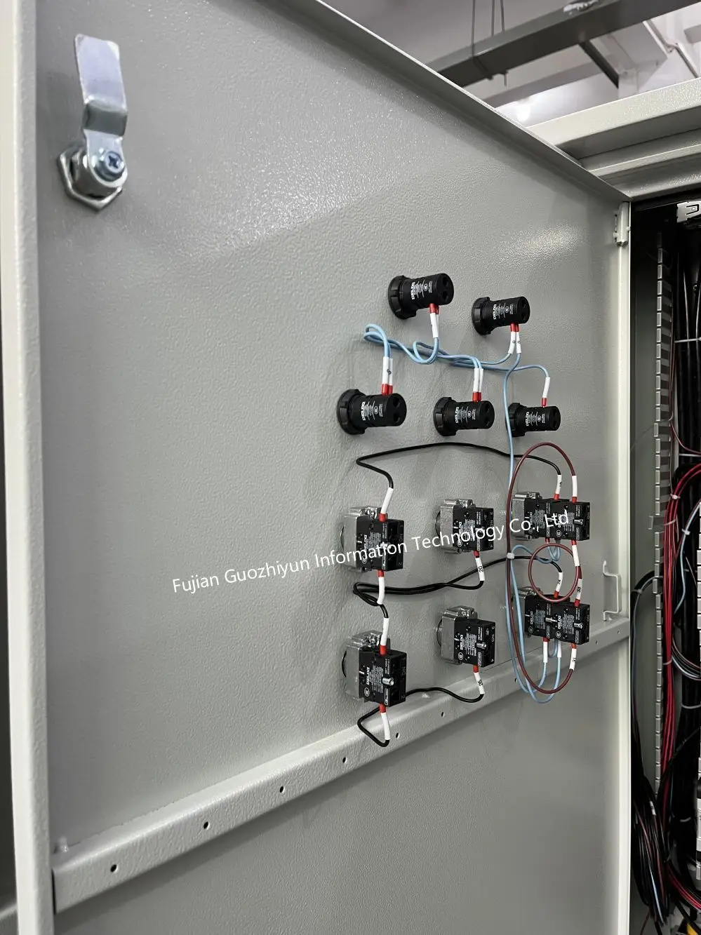 Yyh109 Electrical Power Switchgear Distribution Panel Board Box Oem Outdoor Street Lighting