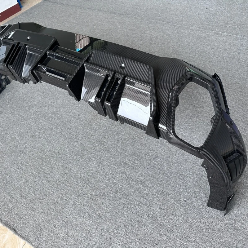 Difusor Traseiro Estilo LD para BMW XM foto 4