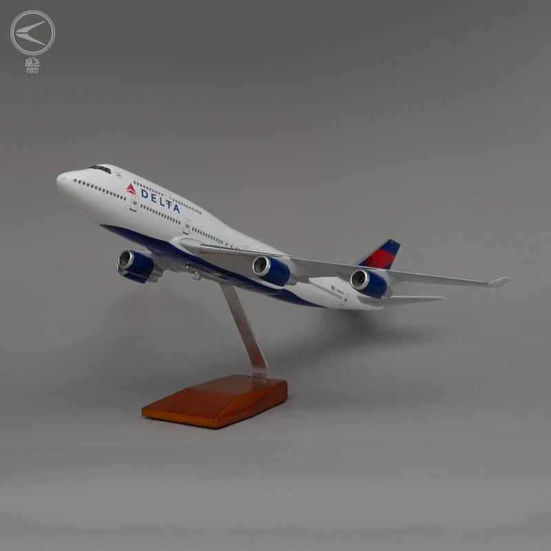 Excellent Quality 1/150 Scale Airplane Model Boeing 747-400 Delta