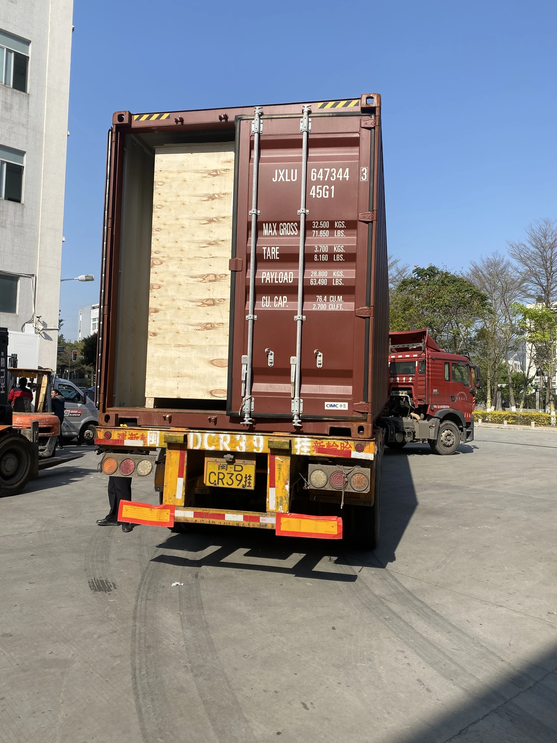 Całkowicie automatyczna maszyna odlewu niskiego ciśnienia z mosiądzu 125 kW 7