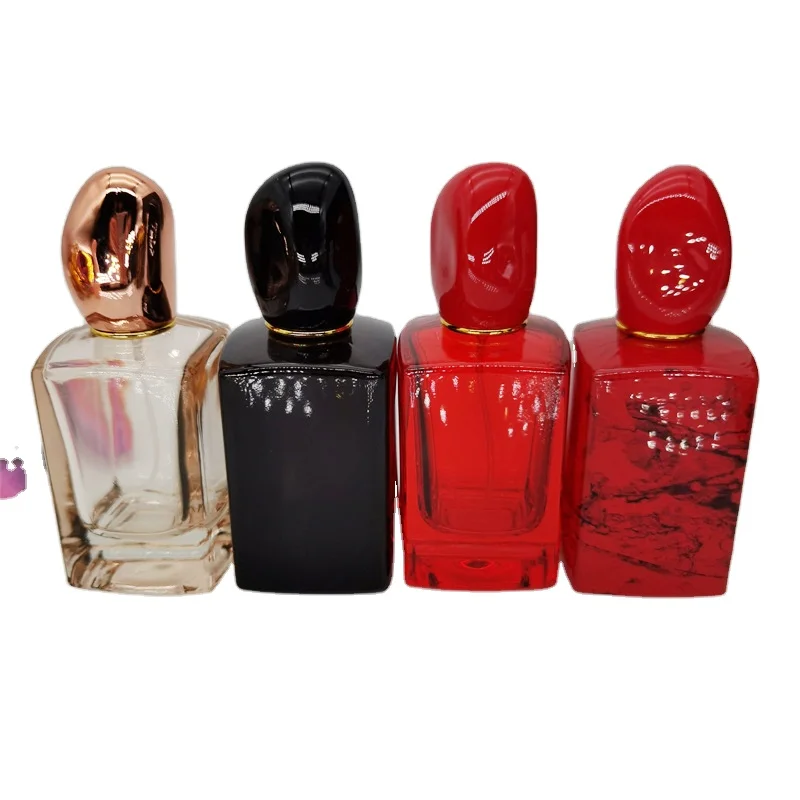Wholesale Custom 50ml Luxury Empty Eco Friendly square  Perfume Bottle Refillable Perfume Bottles High Quality Spray Perfume