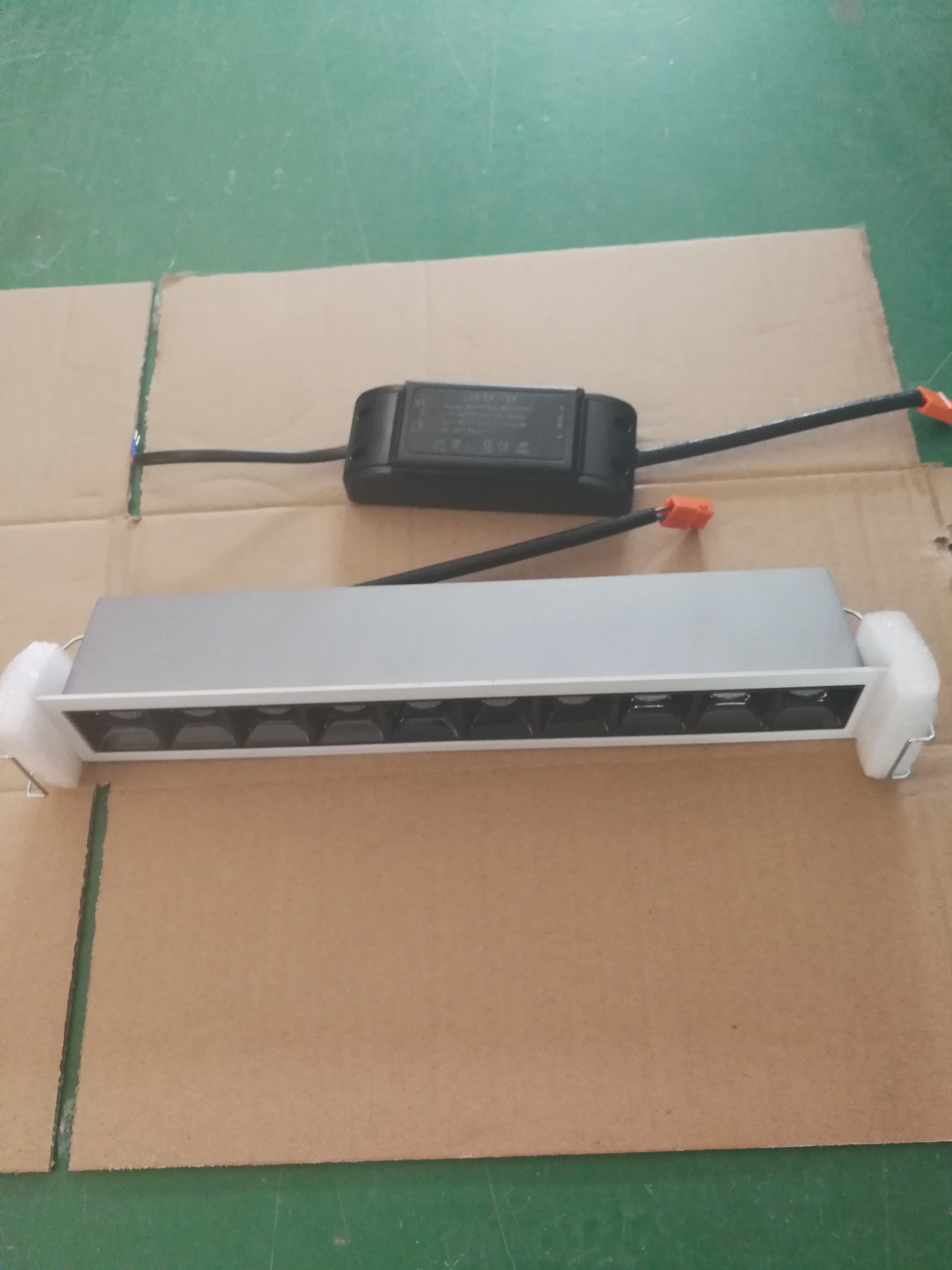 
 Светодиодный встраиваемый Точечный светильник, 10 головок, с алюминиевой фиксированной рамой, 3000 К, с теплым белым светом, потолочный светильник, мини настенная мойка, 20 Вт, Точечный светильник для офиса  