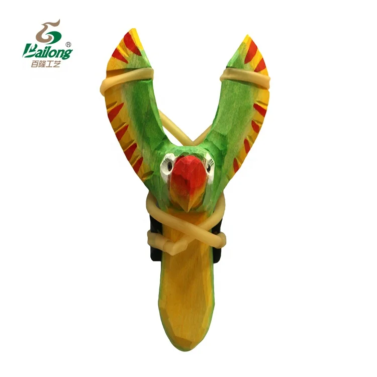BSCI Factory Hand Carved Natural Wood Crafts Bird Shape Wood Toy Slingshot