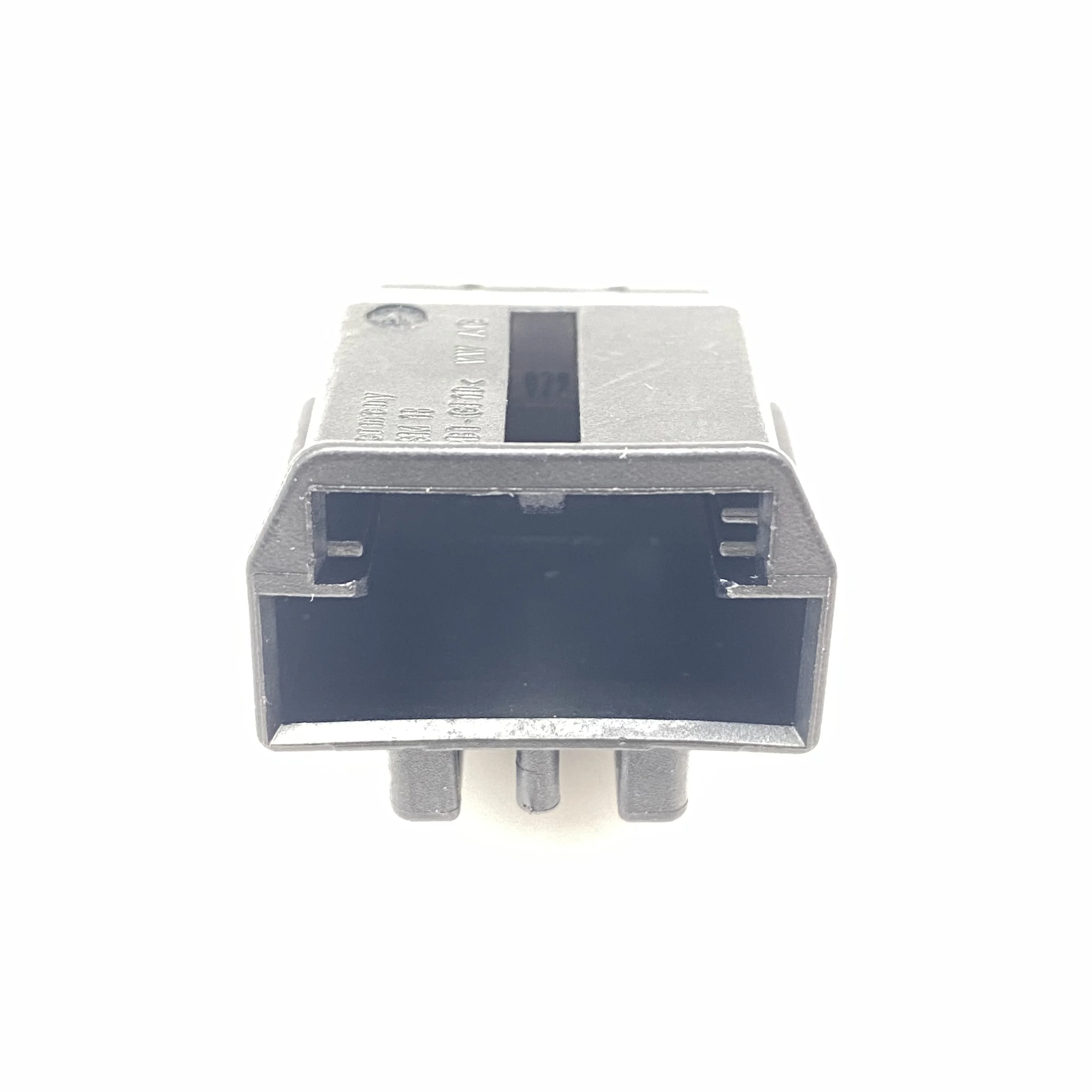3AA972714 4 Pin Male Automotive Tail Lamp Plug Electrical Connector for AUDI VW