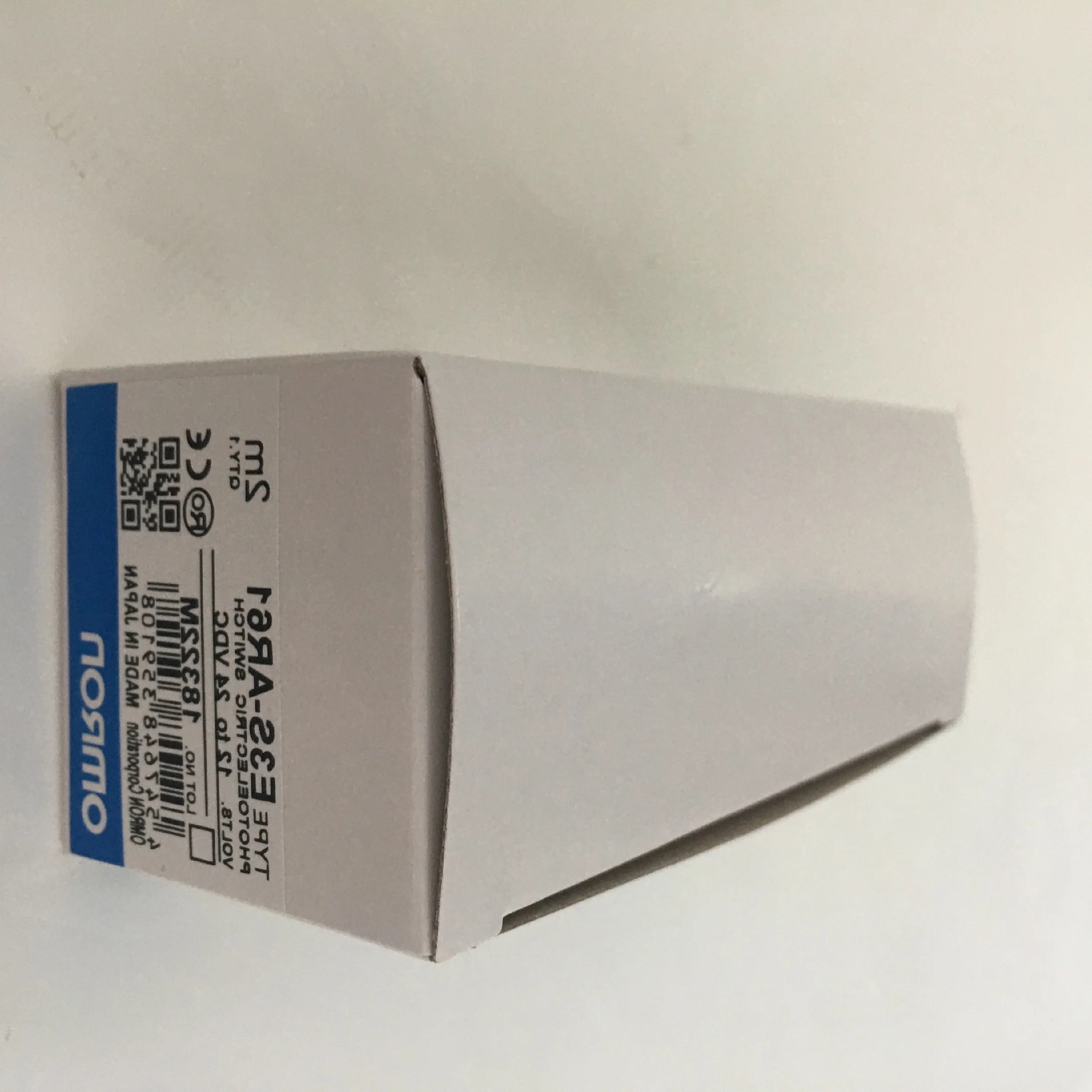 Omron Photoelectric sensor E3S-AR61