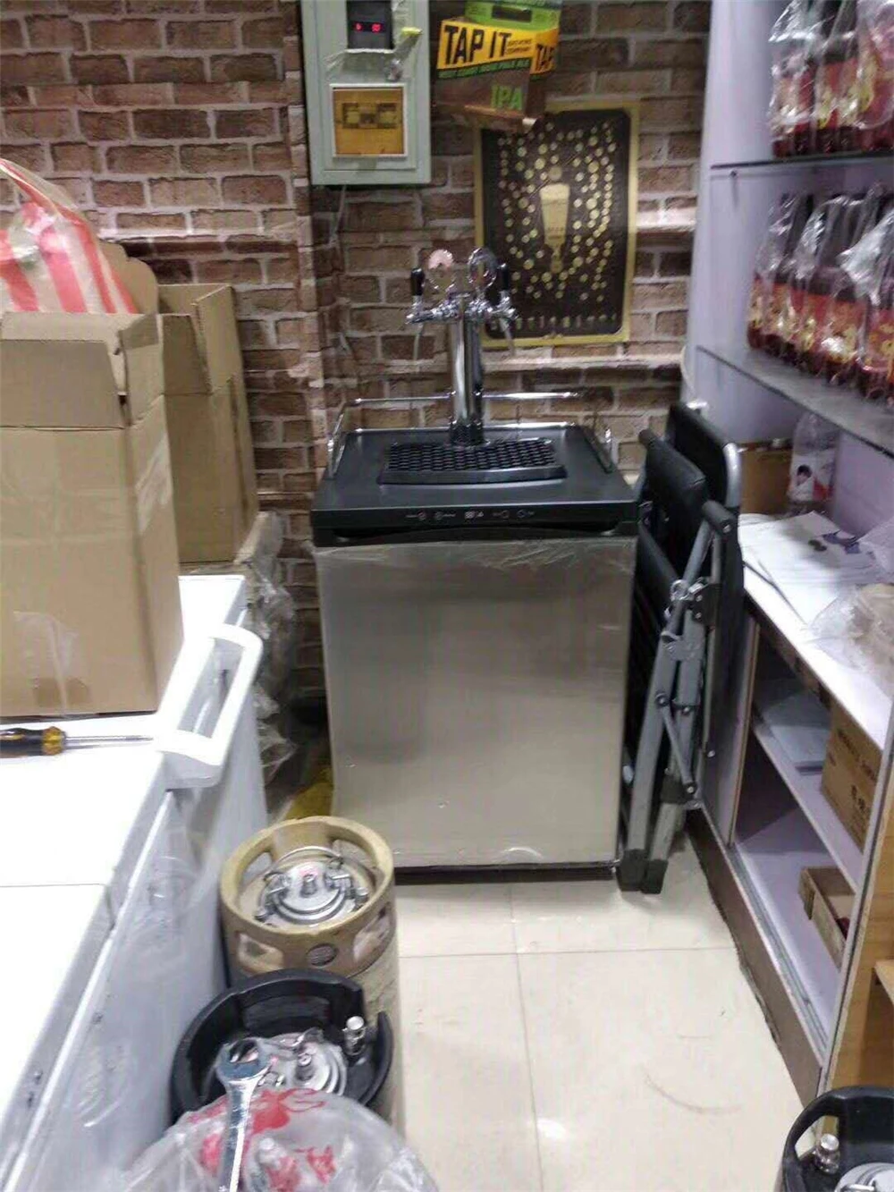 High Speed Beer Draft Stored Refrigerated Tower Dispenser With Digital Display