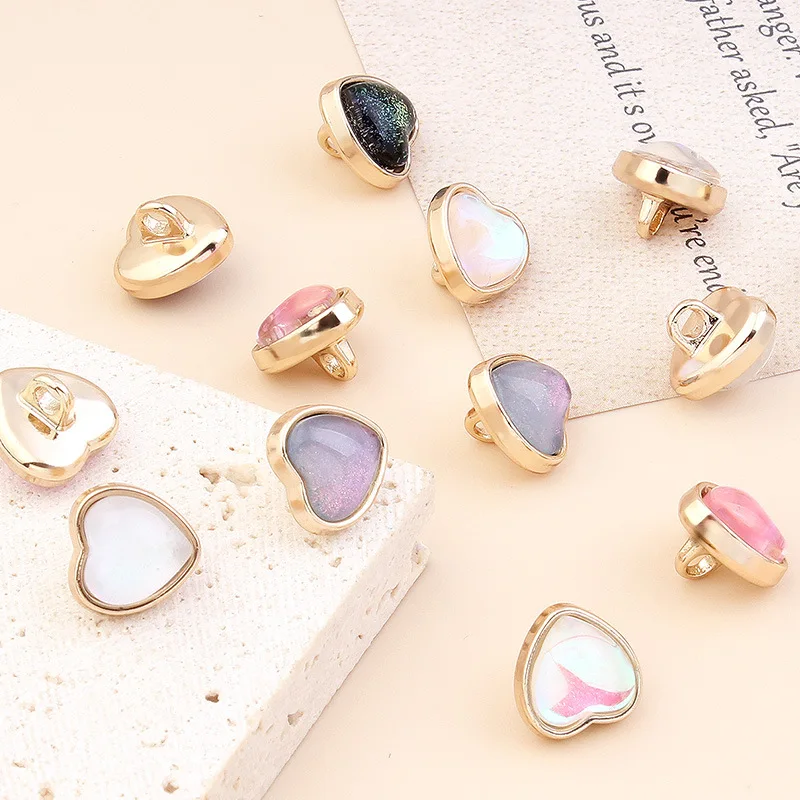 Fancy Colorful 10mm Heart Shape Gold Metal Shank Button For Shirt