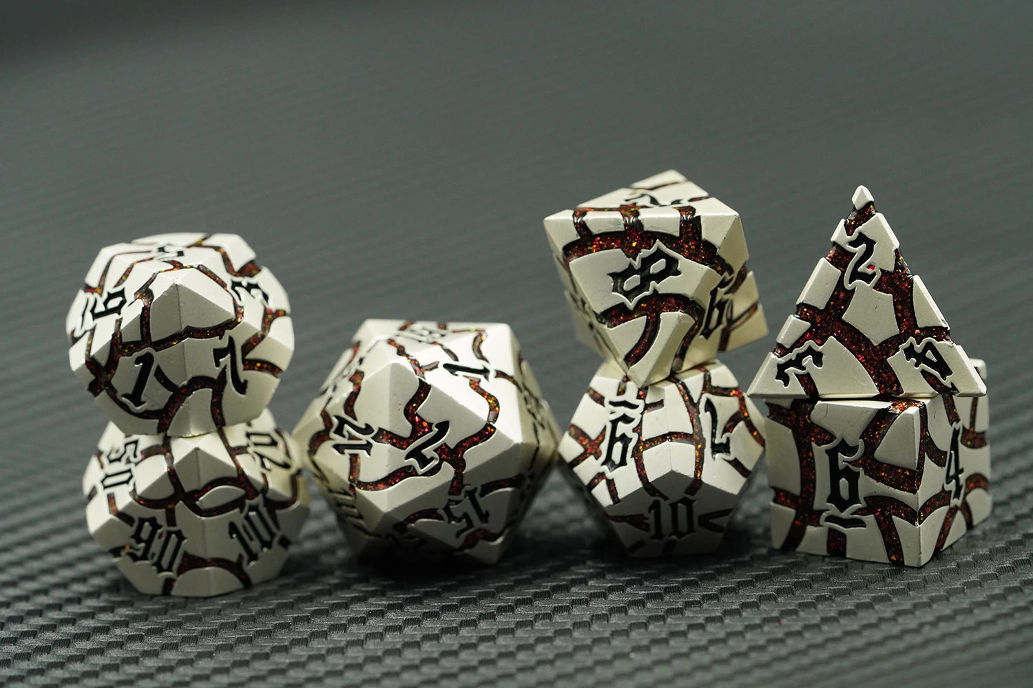 Wholesale Custom Silver Polyhedral Metal D&D Dice Set Personalized Zinc Alloy Game Dice supplier