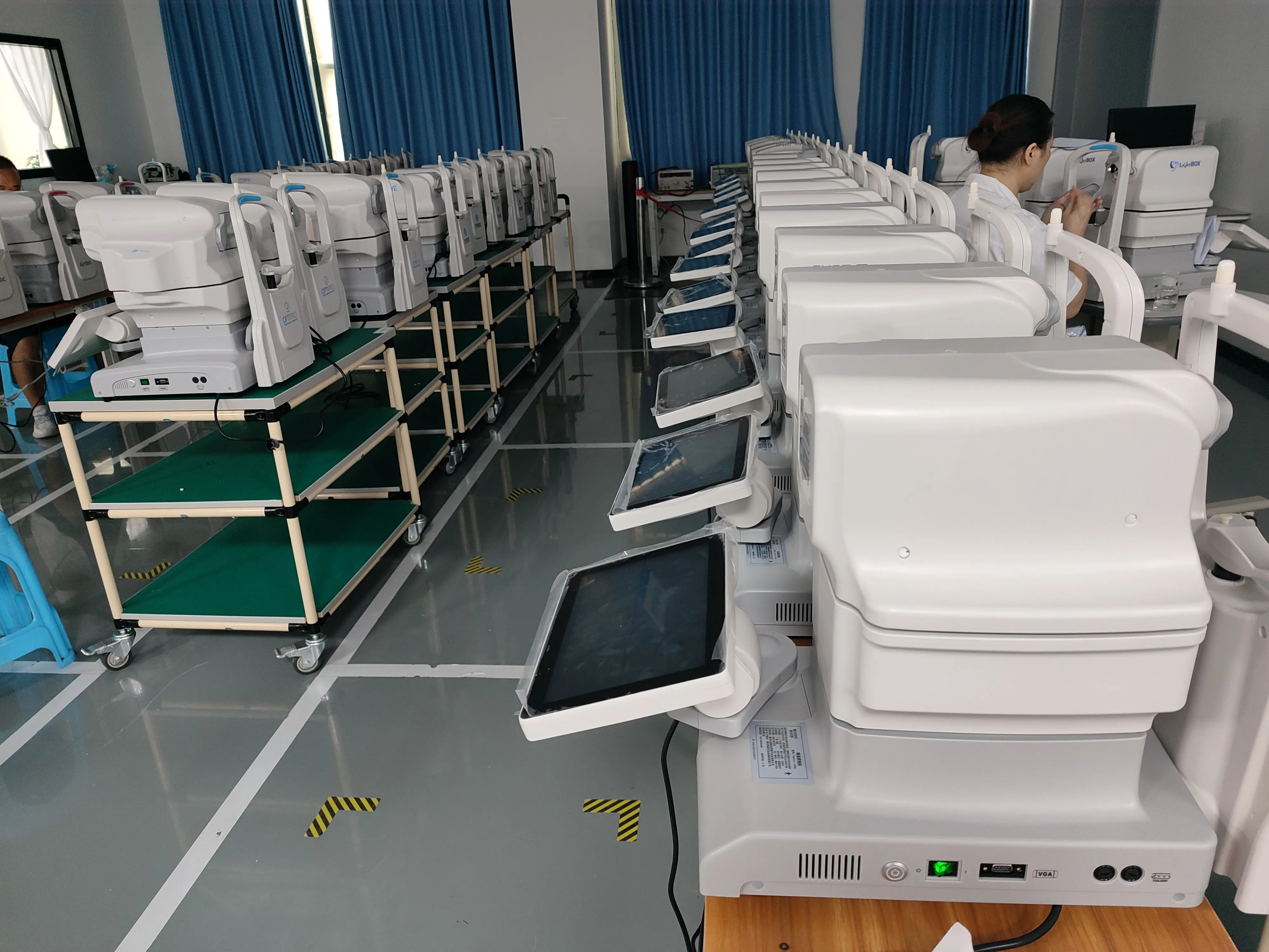 Automatic Chinrest Adjusting Cheapest and Fastest Kestrel 3100M Non-mydriatic Automatic Fundus Camera