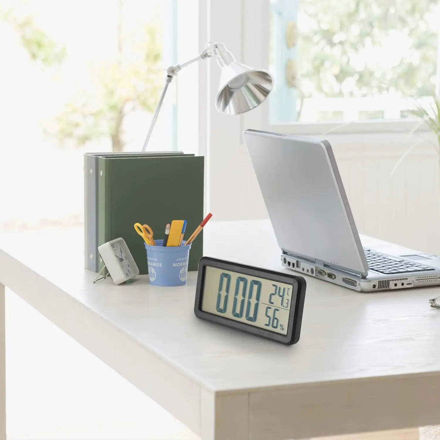 Portable Black Battery Desktop Clock Small Digital Clock for Home Office for Student Dormitory