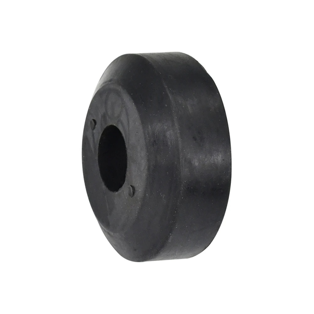 IZUMI 6668104 Rubber Engine Mount for Bobcat 753 863 873 963 S150 S175 S185 6661785 Construction Machinery Spare Parts