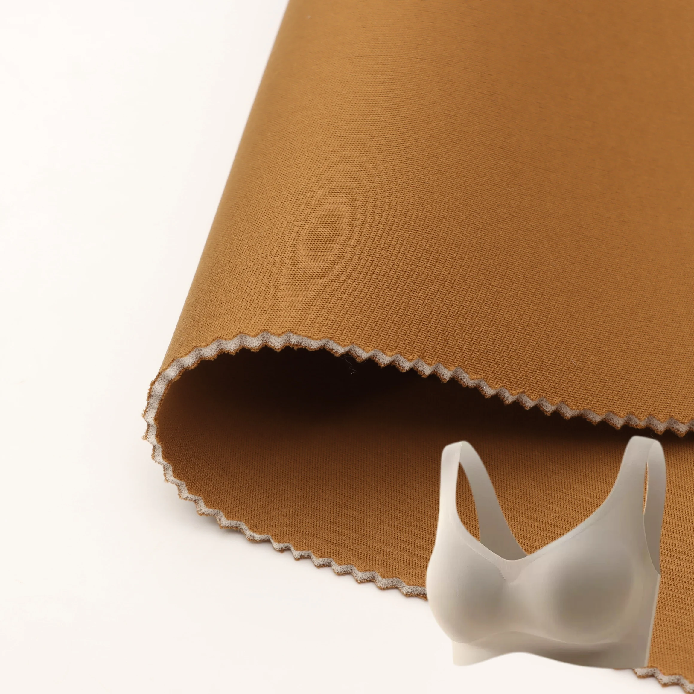 Hurtowa sprzedaż gotowej kolorowej dzianiny dwustronnie laminowanej pianką stosowanej do toreb i walizek / kostiumów cosplay / piankowej tkaniny na miseczki biustonosza