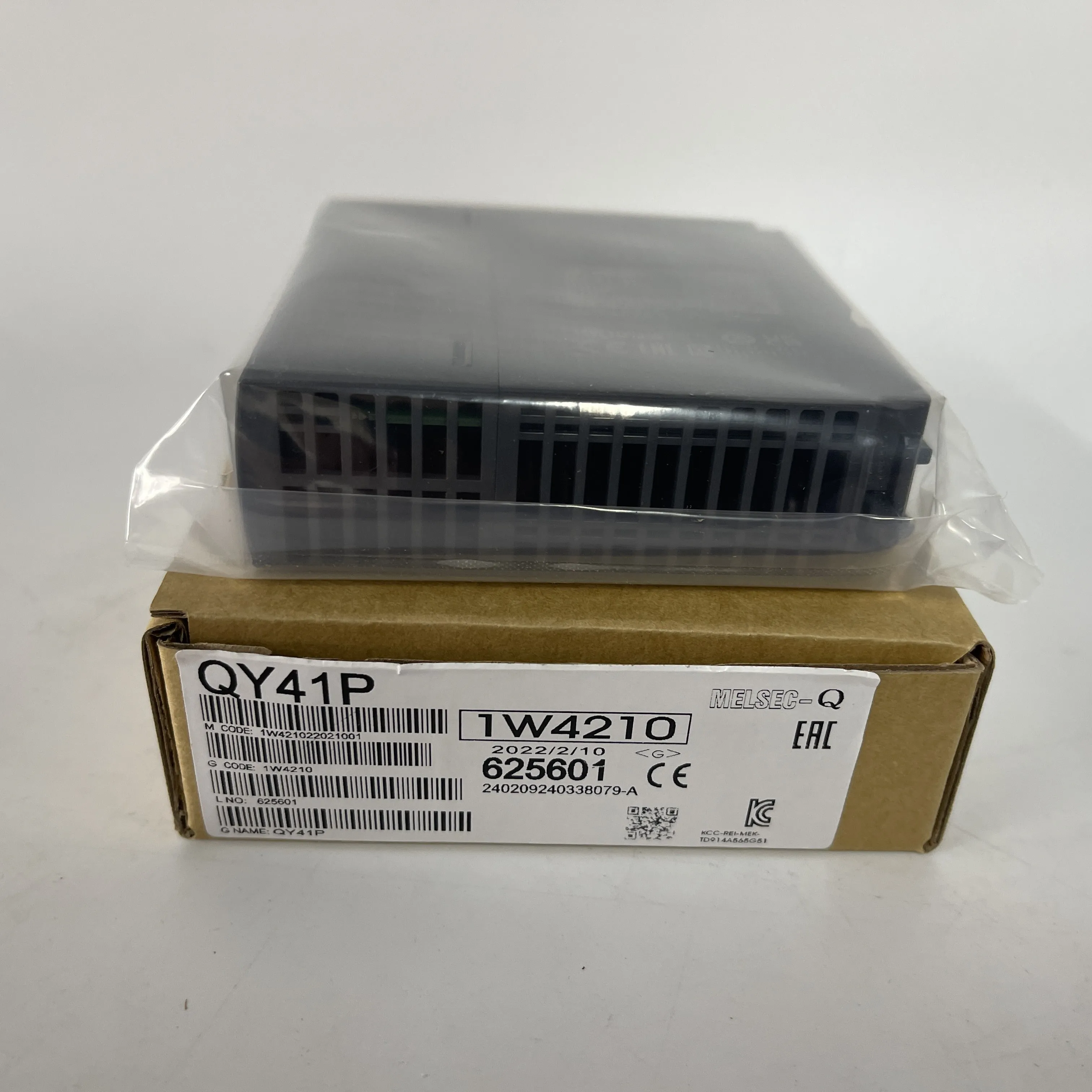 Mitsubishi PLC Output Module QY41P
