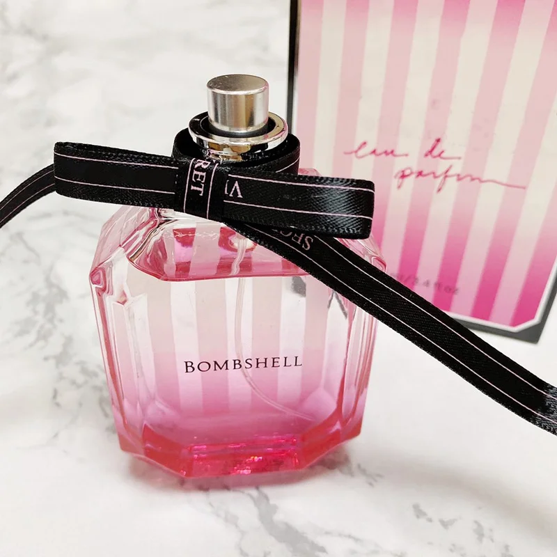 pink bombshell perfume