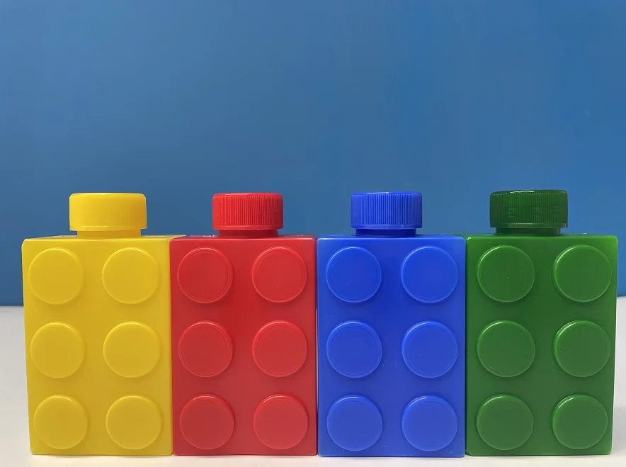 Новая горячая Распродажа 2025 блочная бутылка праздничная соломенная чашка многоразовая подходящая для подарков на день