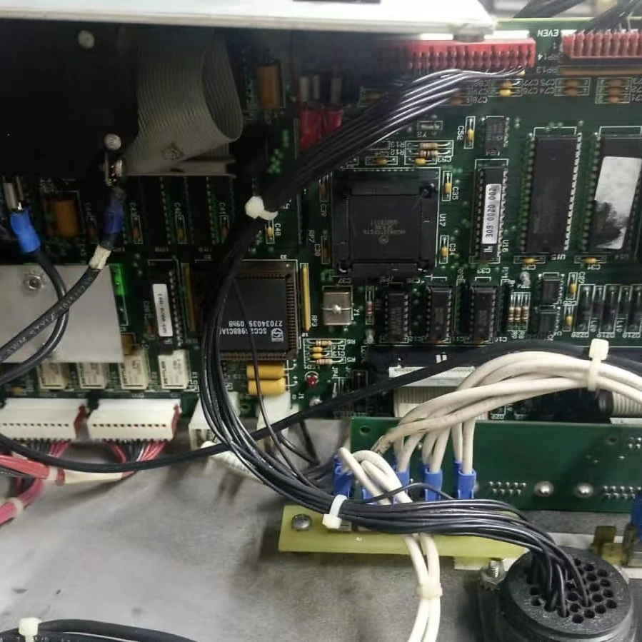 AMF82-90XLボウリングピンスポッターシャーシ090 005 700