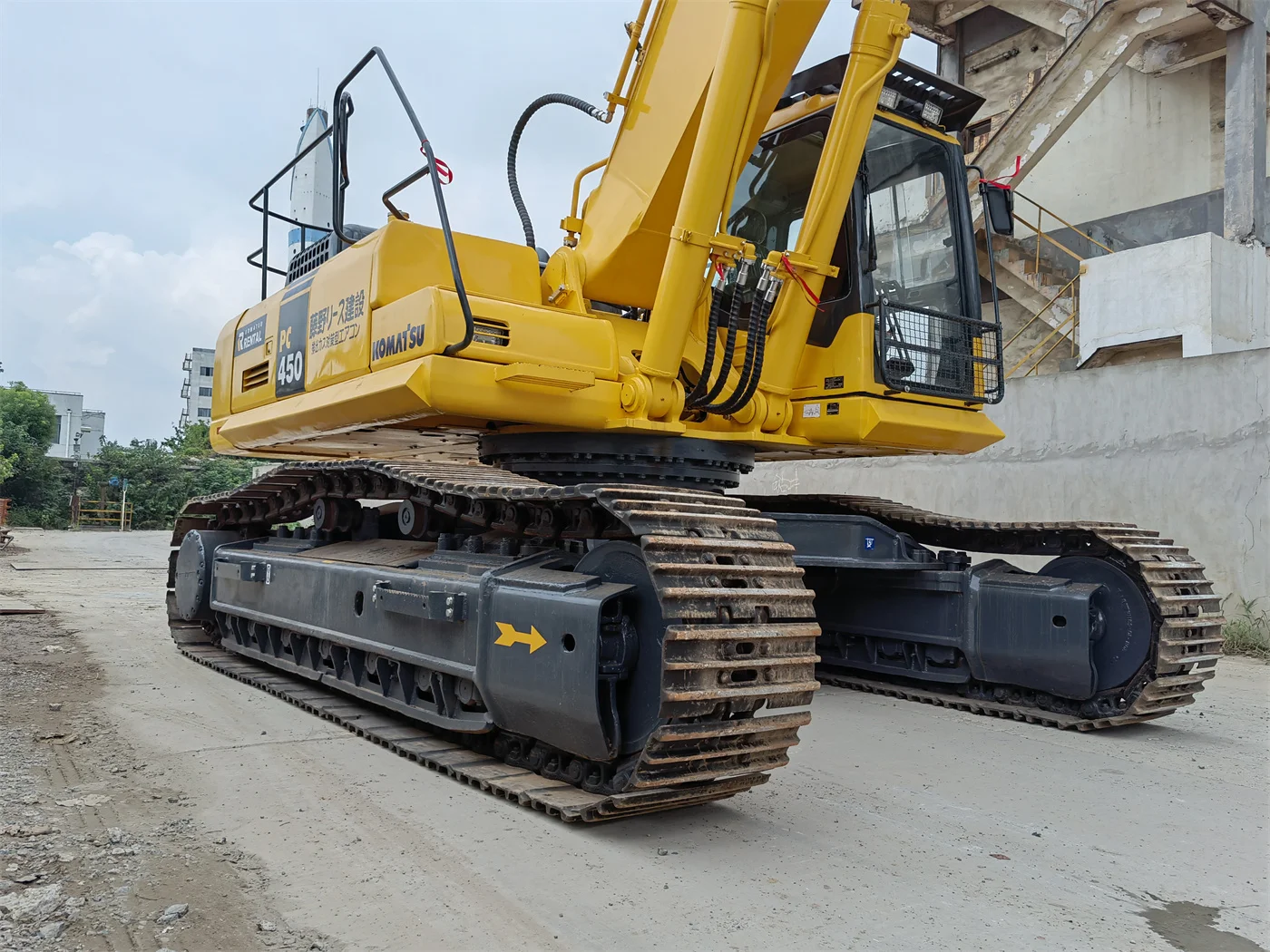 Used Komatsu Hydraulic Crawler Medium Excavators Pc450 Digger Komatsu ...