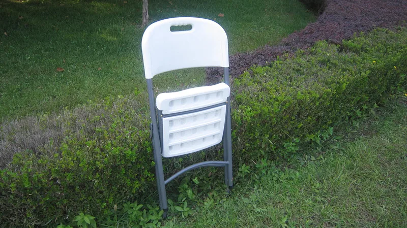 Modern Style Plastic Folding Chairs and Tables Lightweight Steel Frame Garden and Beach Leisure Furniture
