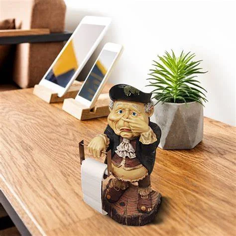 Porta Carta Igienica Divertente - Statua Ragazzo Che Tiene Il Naso 15x8cm
