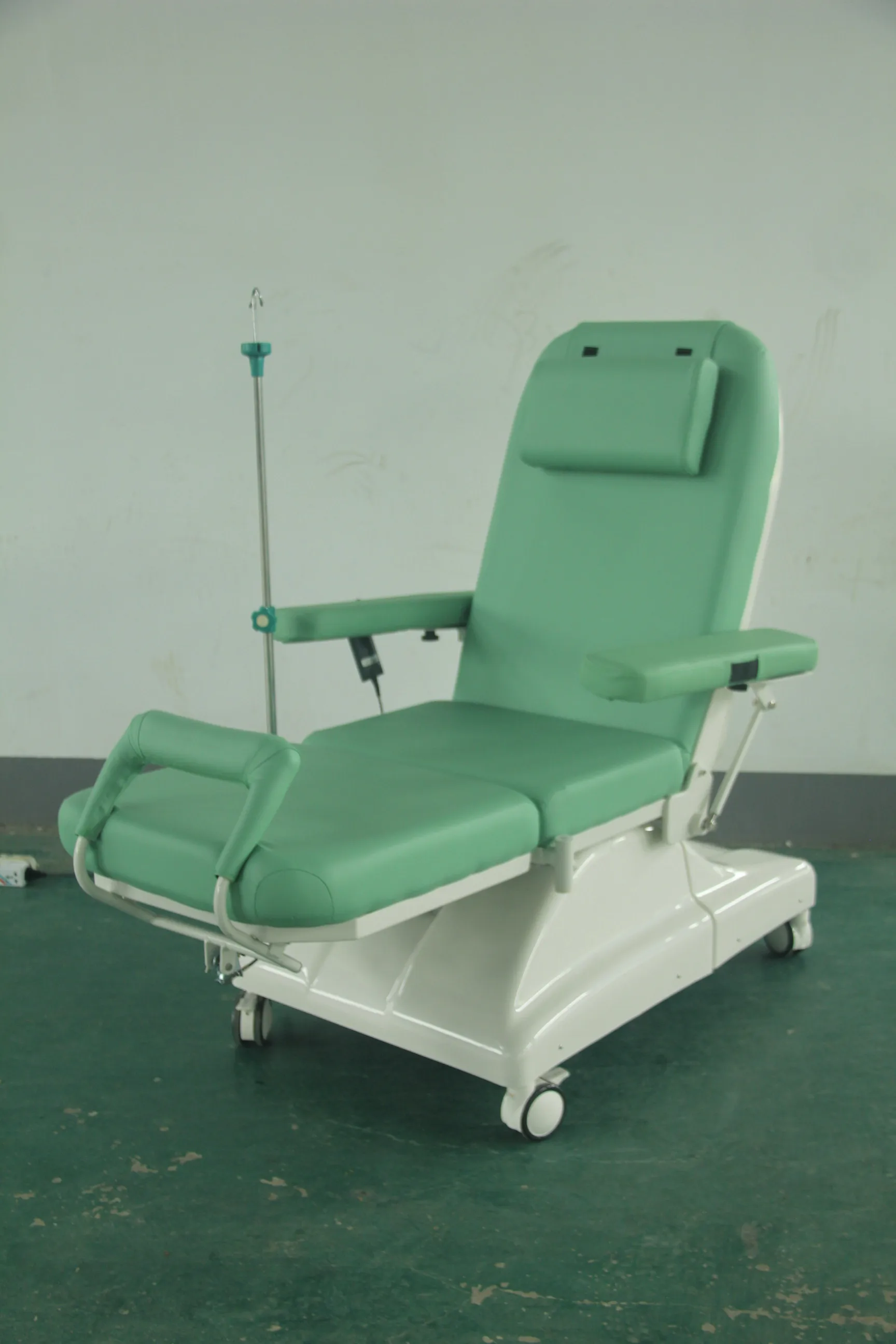 210S-4.JPG