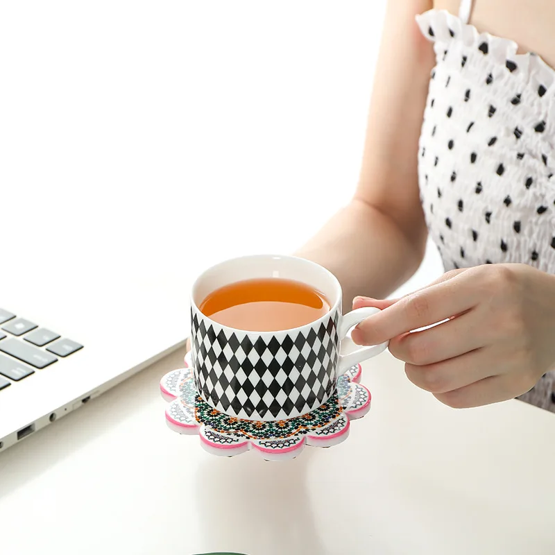 Blank Print Flower Shape Sublimation Custom Drink Bottom Cup Wooden Absorbent Ceramic Coaster With Cork for Wedding