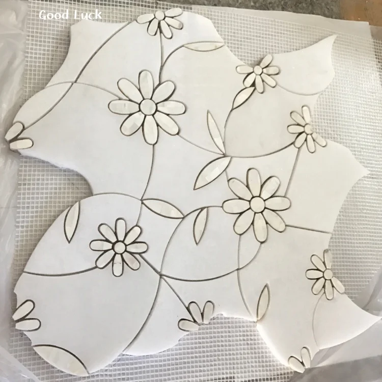 Unique Shape Marble Mix Flower Shell Pattern Waterjet Mosaic Wall Tile