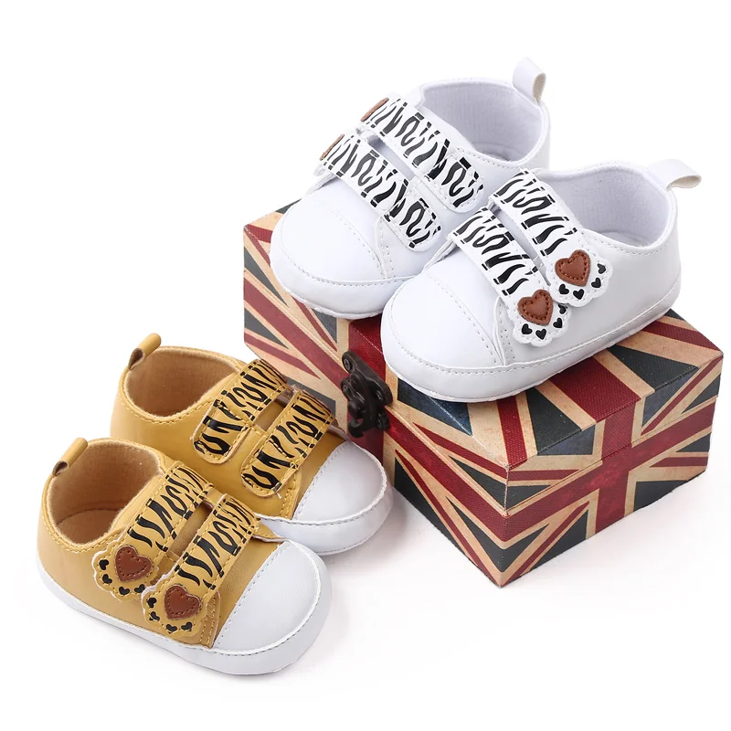 New Arrival Cute Foot Printing Hook&loop Soft PU Leather Baby Casual Boy Shoes Prewalker Shoes details