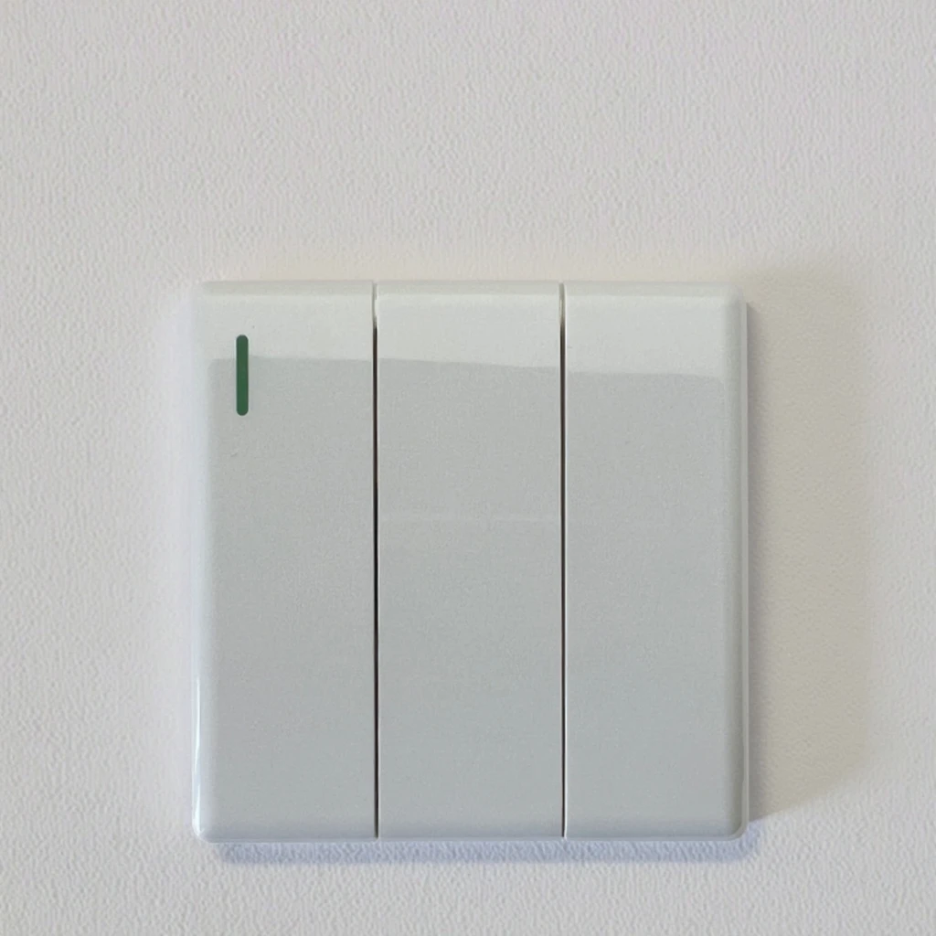 VNX UK Standard Luxury Large Panel Modern Style White Electric 3 Gang High Quality Wall Switches for Home Hotel