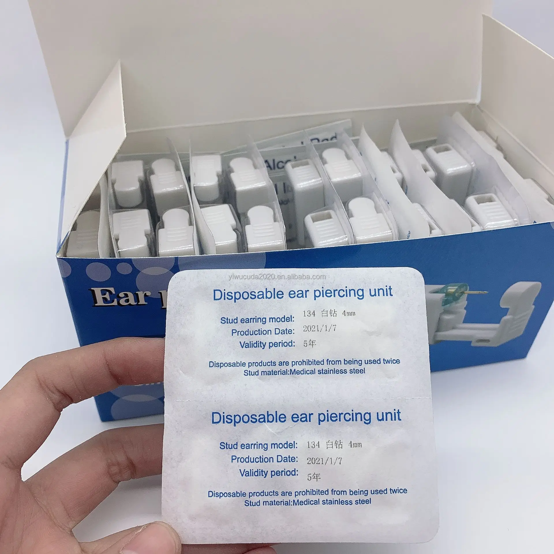 C001一次性无菌穿耳器穿耳枪成人儿童安全穿耳枪批发