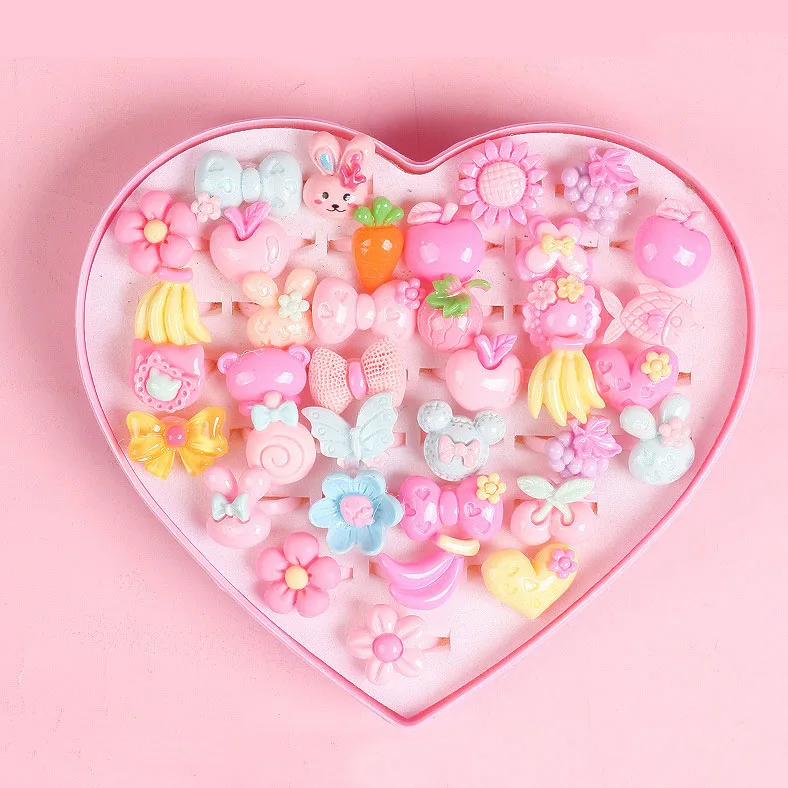 Набор детских колец с бабочками