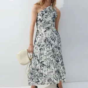 Manufacturer Hot Sale Clothing Customize Design High Quality Floral Yarned Dye Pleated Slanted Shoulder Long Midi Dress