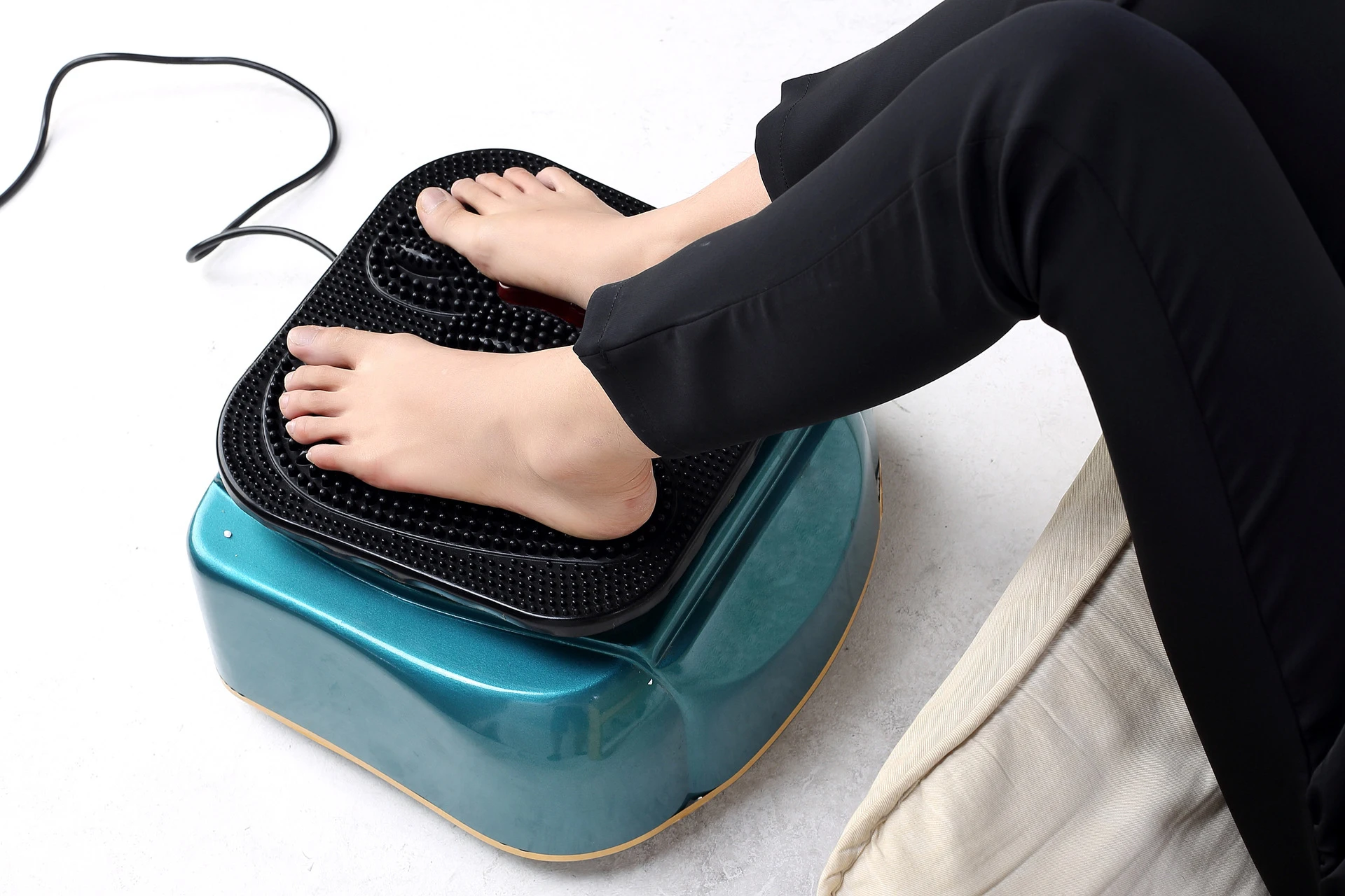 Hot Sale Vibrierendes Blutkreislauf-Fu massage gert Maschinen krper  vibration Fu massage gert aus Aluminium legierung