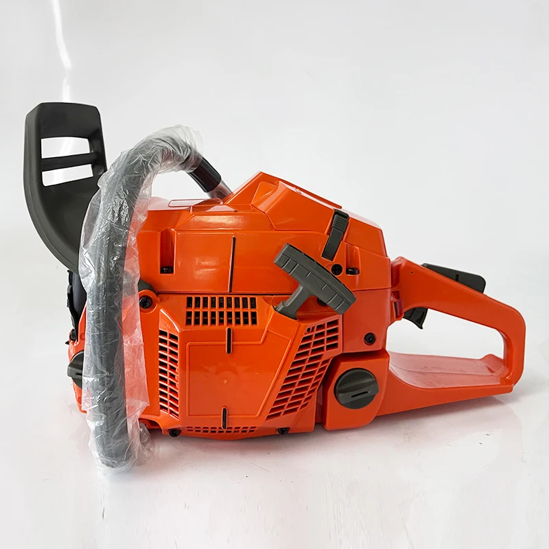 3.6KW Tree Cutting Machine 70.7cc Gasoline Chainsaw 365 272 395 372 572
