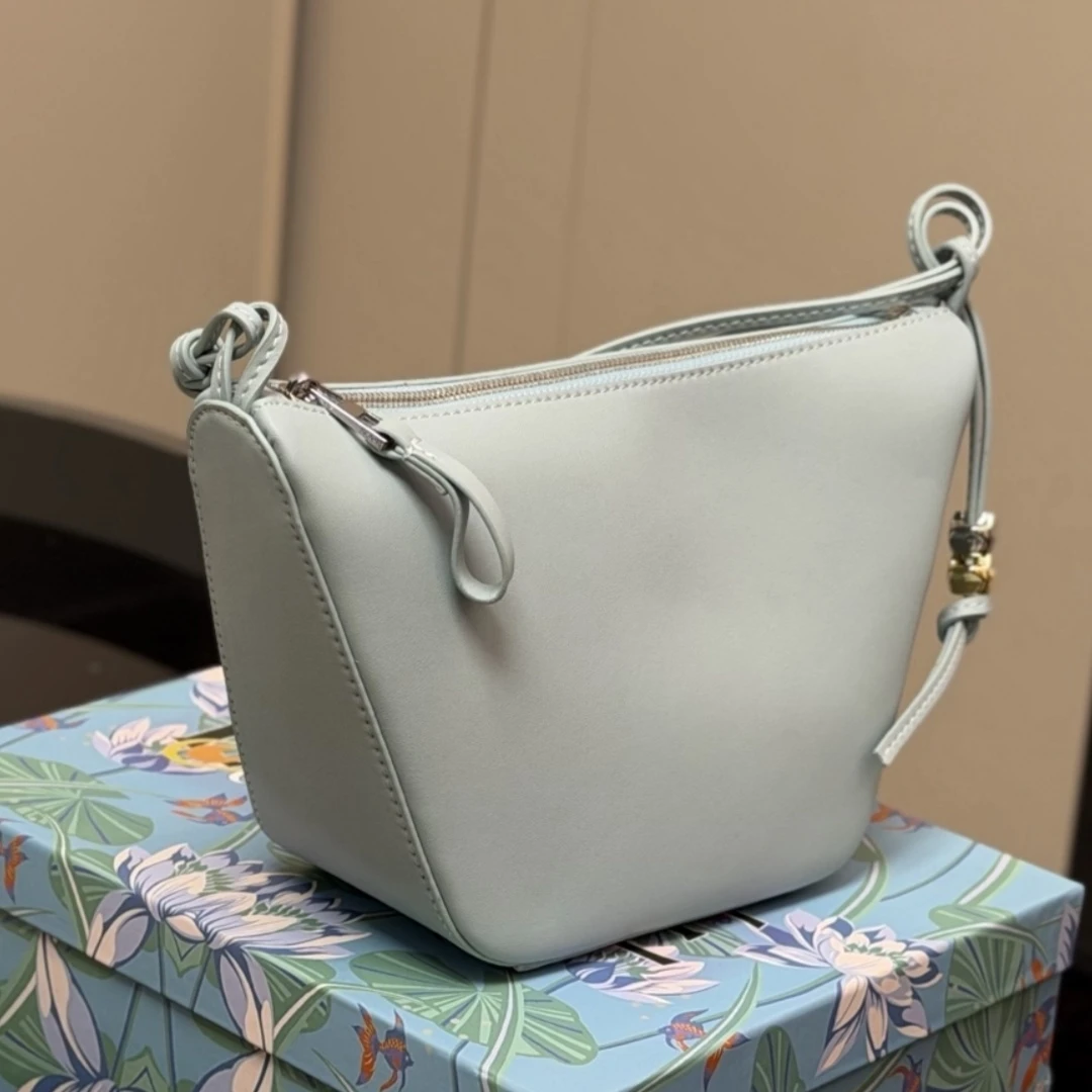 Women’s New Fashionable Genuine Leather Crossbody Messenger Bag
