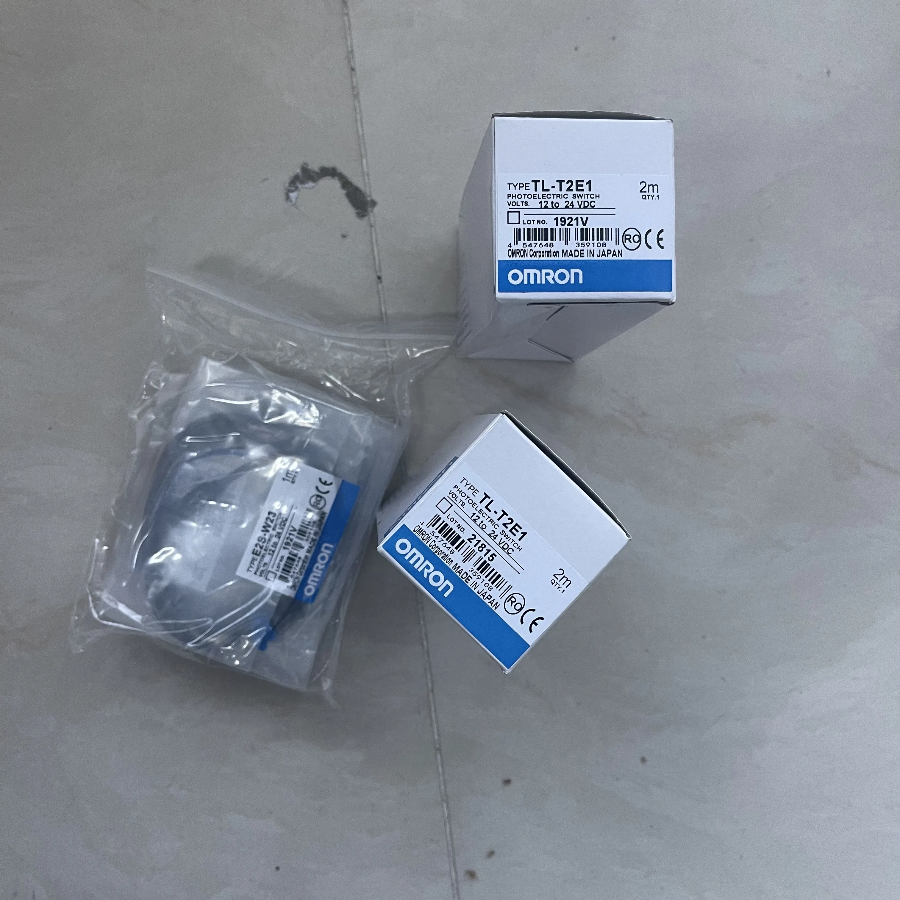 Omron Proximity Sensor TL-T2E1
