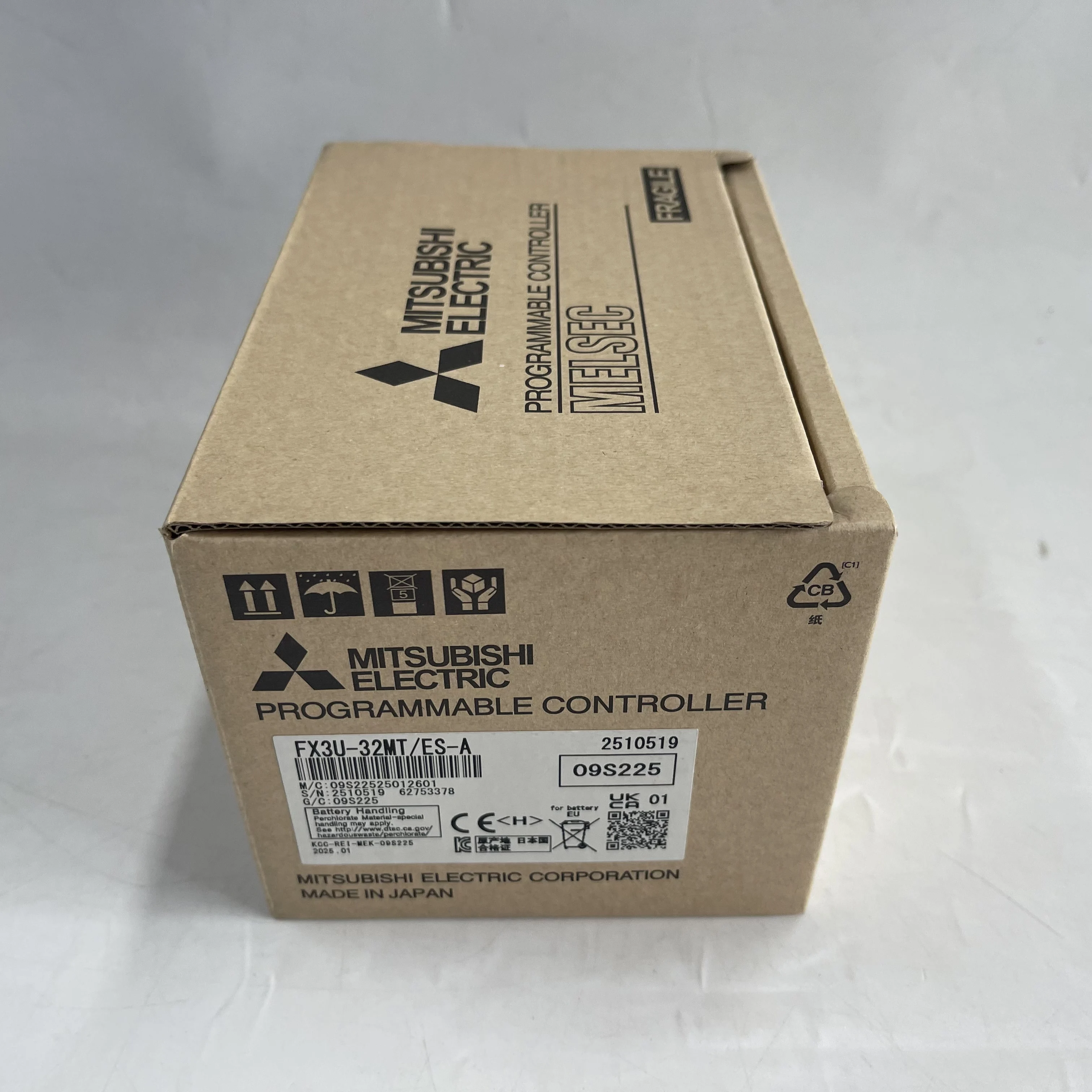 Mitsubishi Programmable Controller FX3U-32MT/ES-A Mitsubishi Programmable Controller FX3U-32MT/ES-A