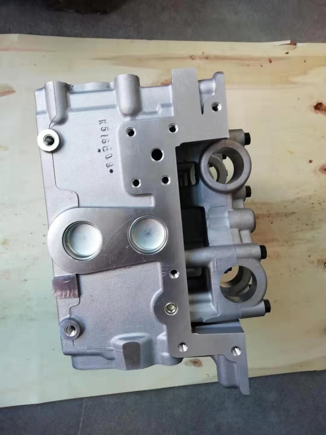 パーツ CB AMC908778 D4CB-VGT Aluminum Cylinder Head for Hyundai H1