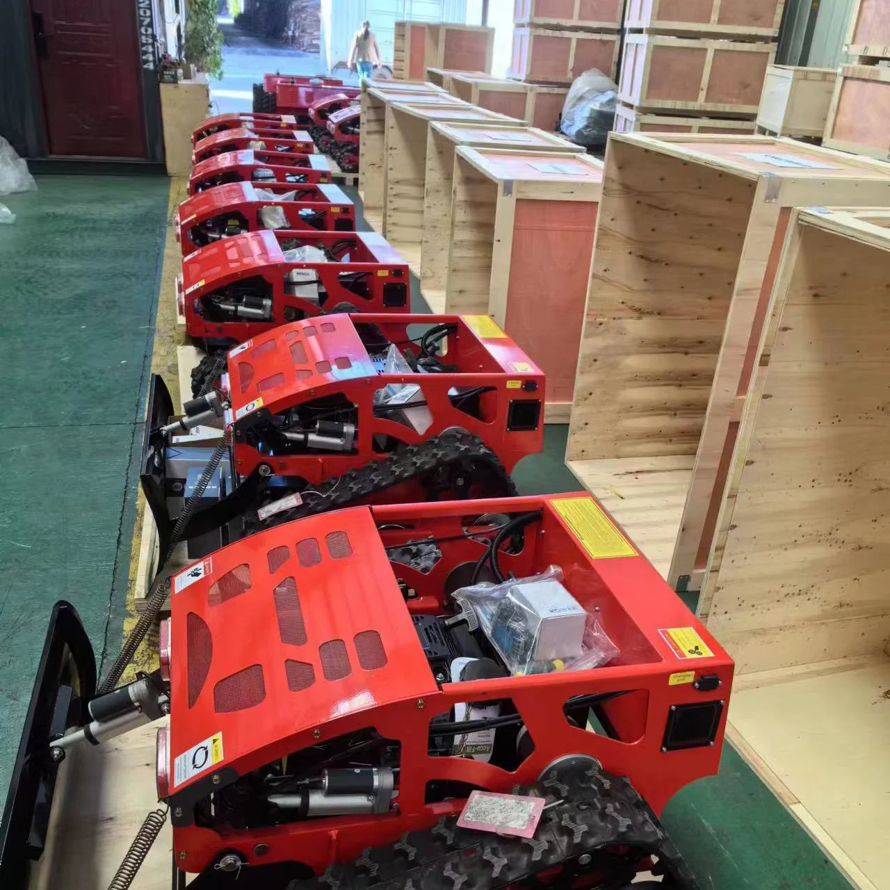 Free Shipping zero Turn Lawn Mower AI Remoter Control 4 Wheel Mower for Bush Use Lawn Mower With Track