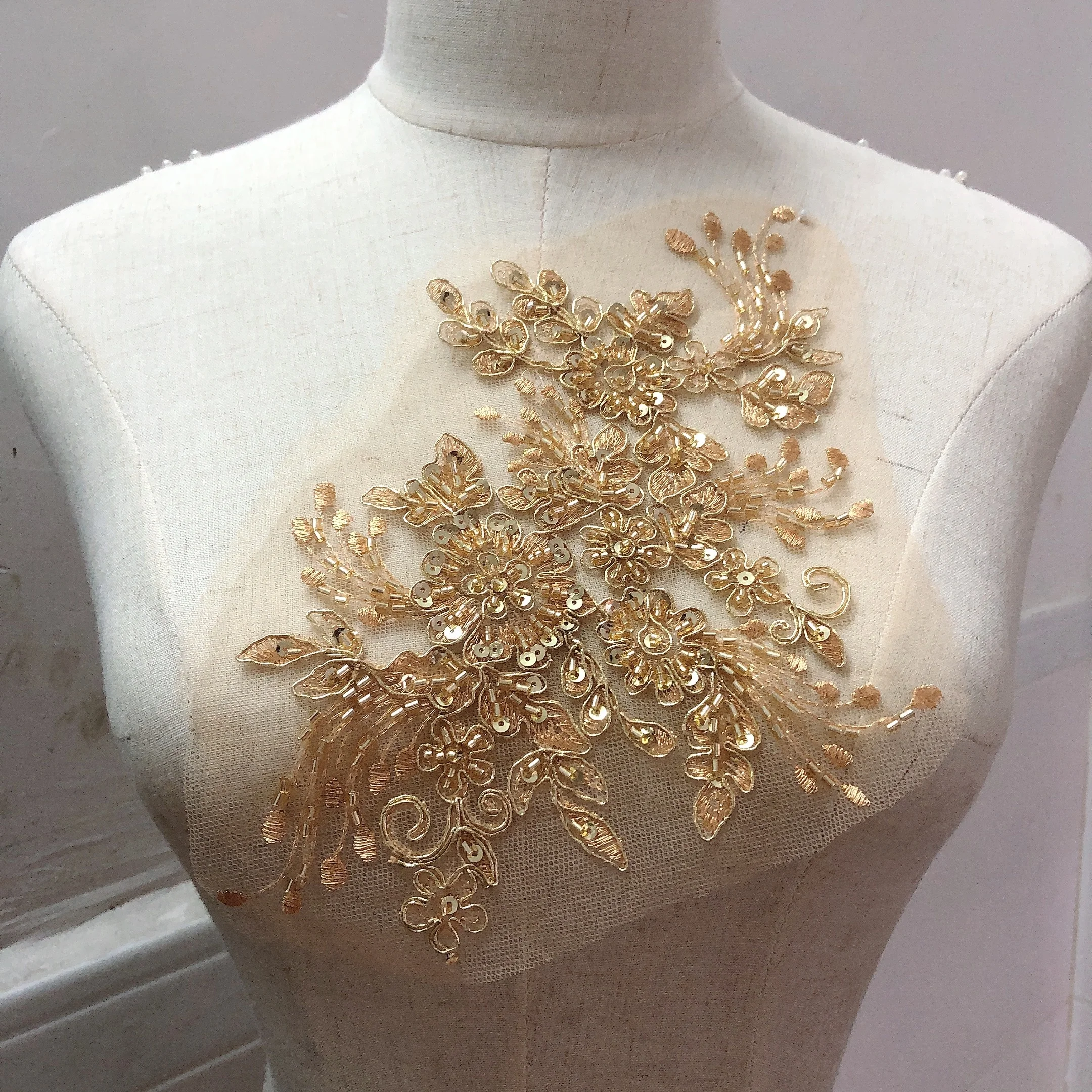 G-RUI Applique In Pizzo Ricamato Con Perline, Nero, 11x31 Cm, Per Abiti Da Sposa, Fai Da Te E Decorazioni - 2
