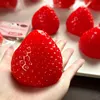 Une grosse fraise [Nouvelle Arrivée]