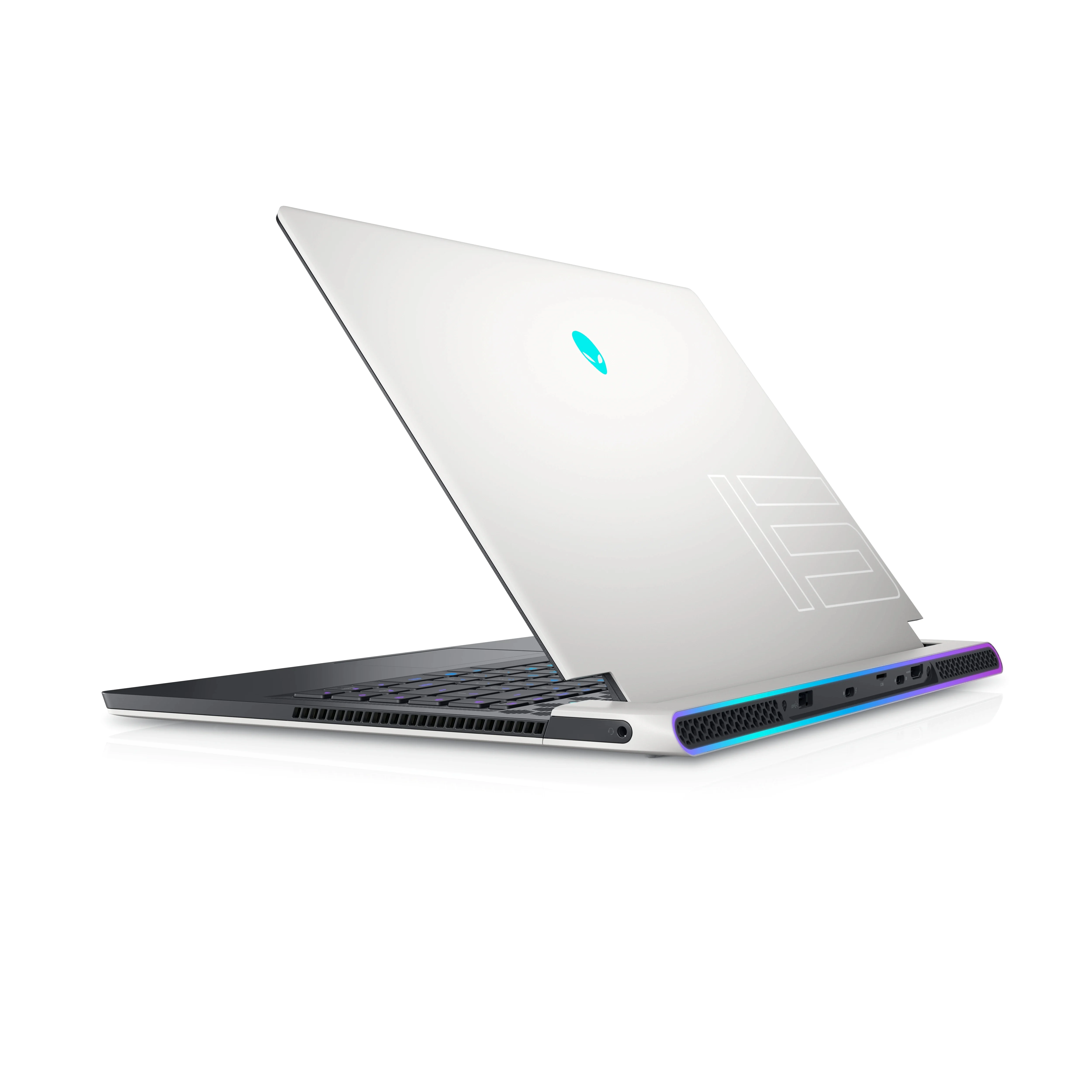 Dell alienware m15 r7. Игровой ноутбук alienware x17. Dell alienware 17 r1. Alienware r1. Dell alienware 17 r1.