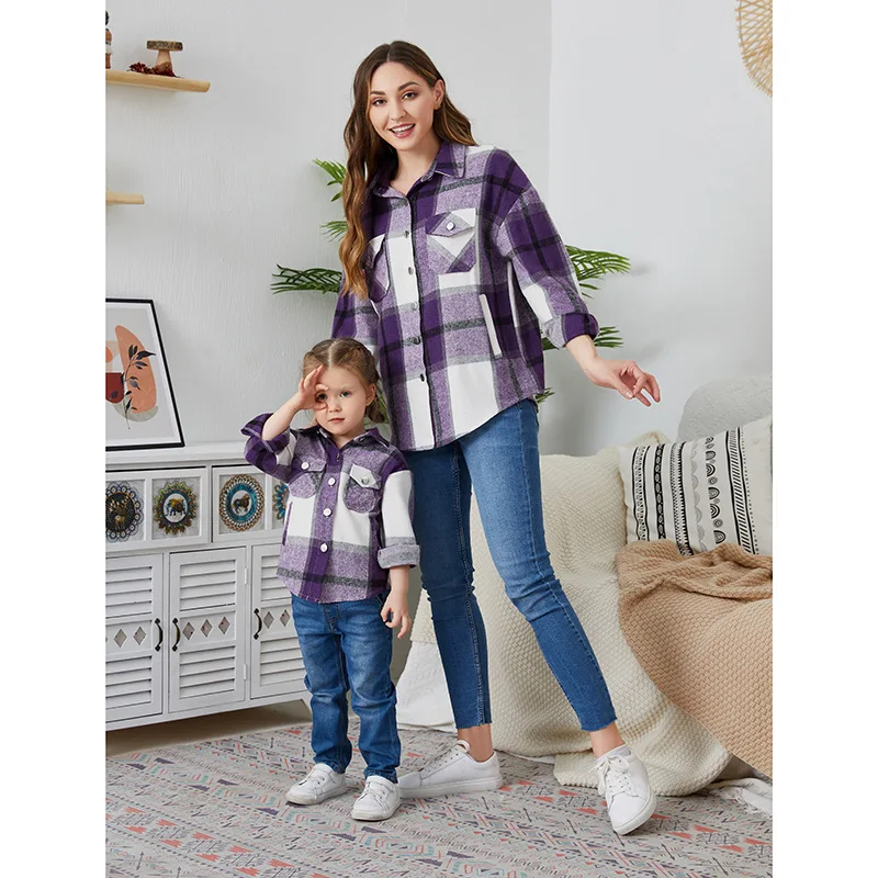 Женская клетчатая куртка