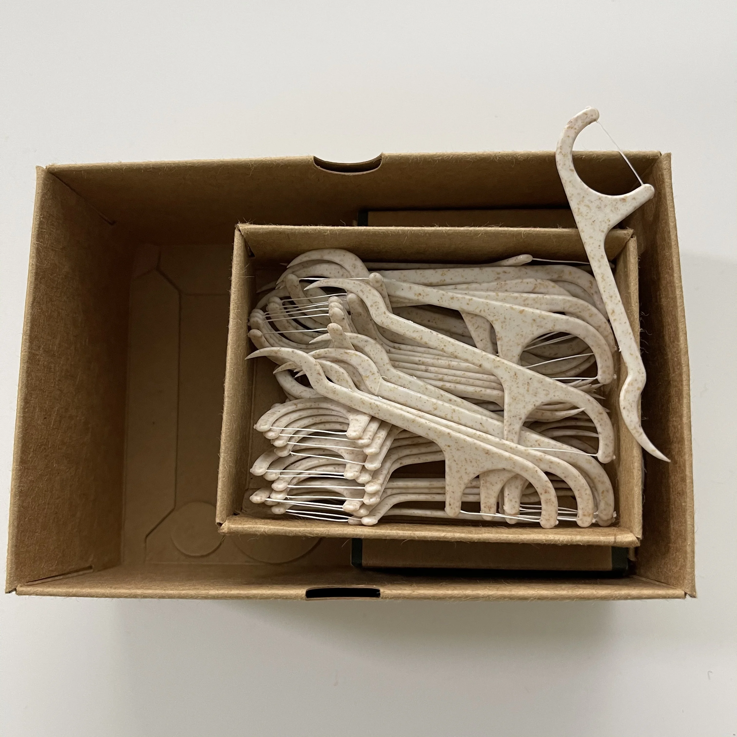 
Новое поступление биоразлагаемые растительные зубные нити indidually завернутый зубные нити 